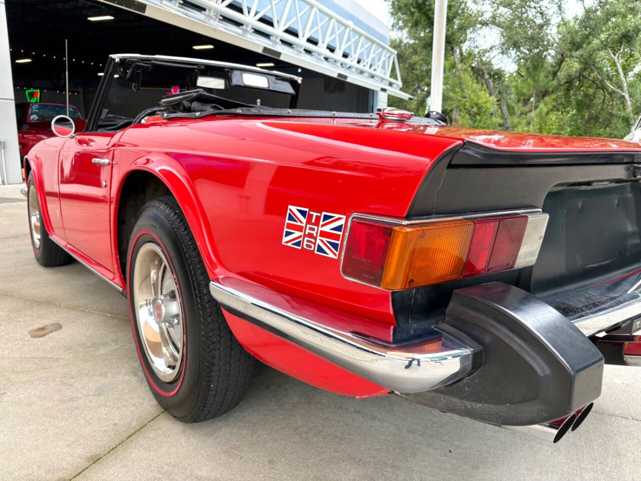 1976 Triumph TR6 16