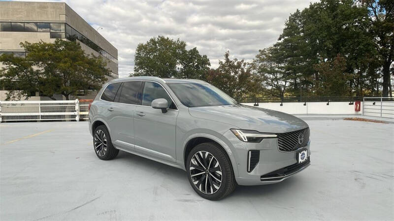 2026 Volvo XC90 B6 Plus 7P