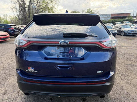 2016 Ford Edge SE