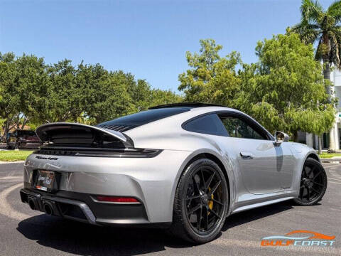 2025 Porsche 911 Carrera 4 GTS