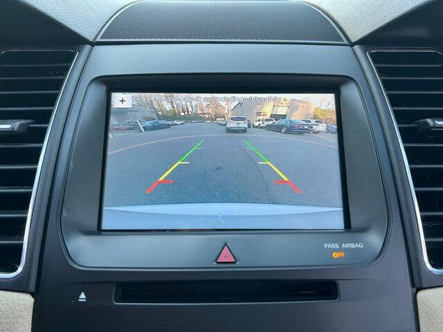 2016 Ford Taurus SEL