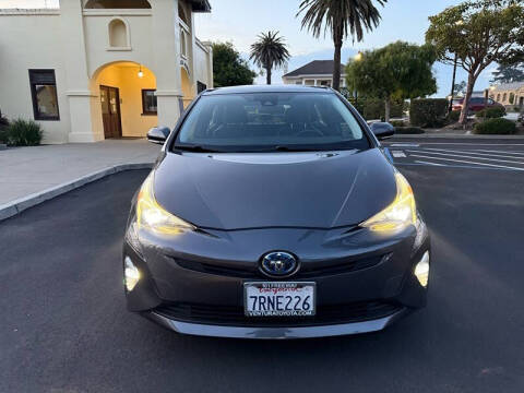 2016 Toyota Prius Three Touring
