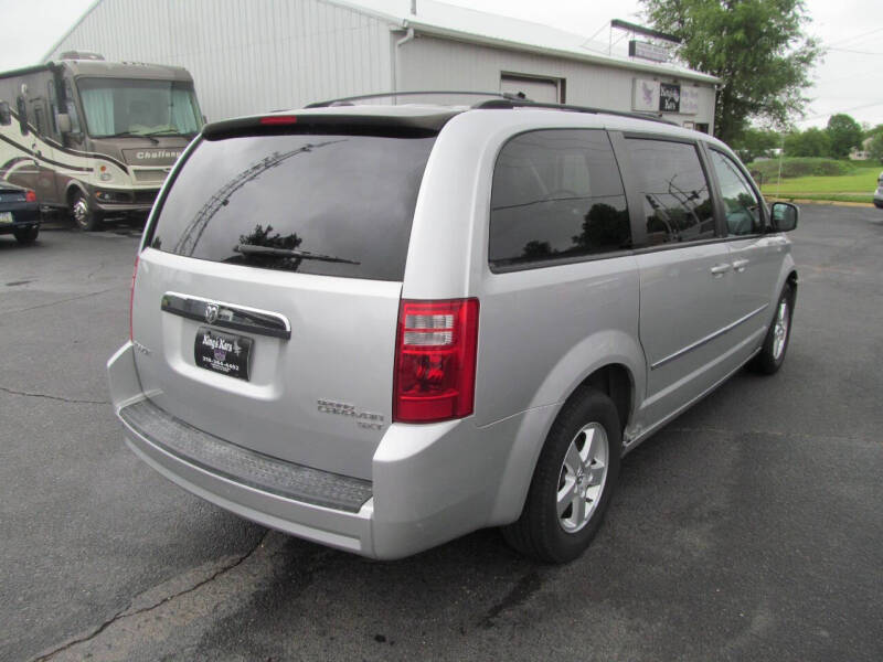 2010 Dodge Grand Caravan SXT