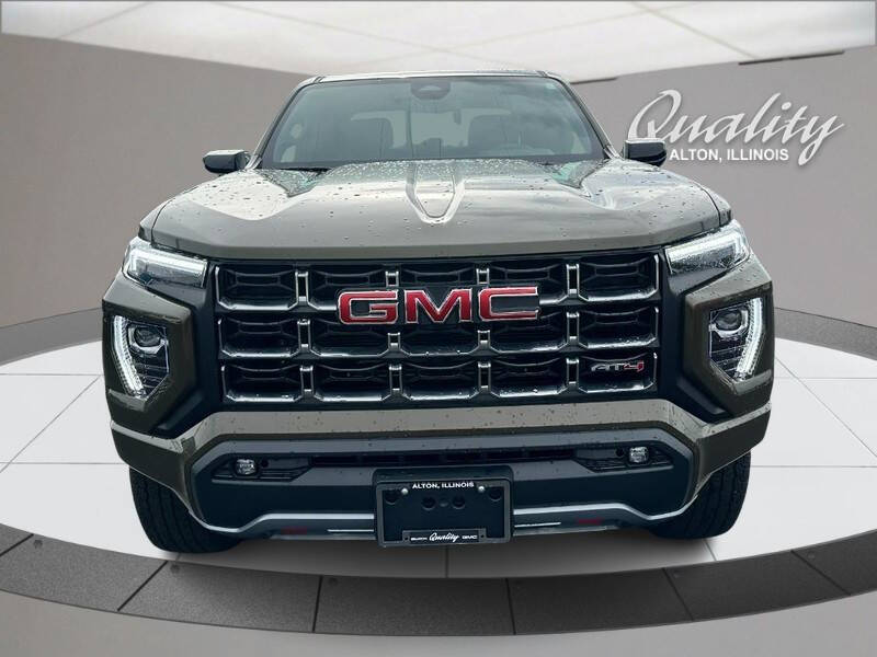 2025 GMC Canyon AT4