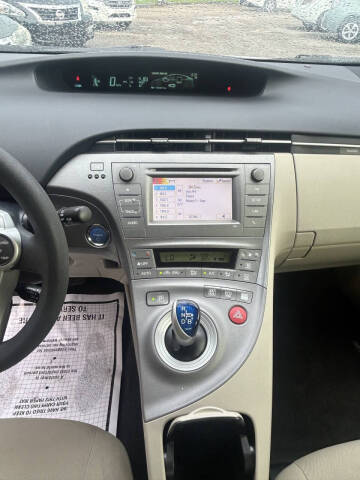 2013 Toyota Prius Two