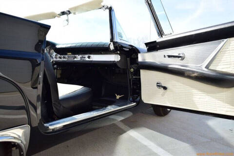 1957 Ford Thunderbird