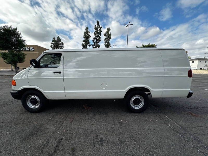 2001 Dodge Ram Van 3500