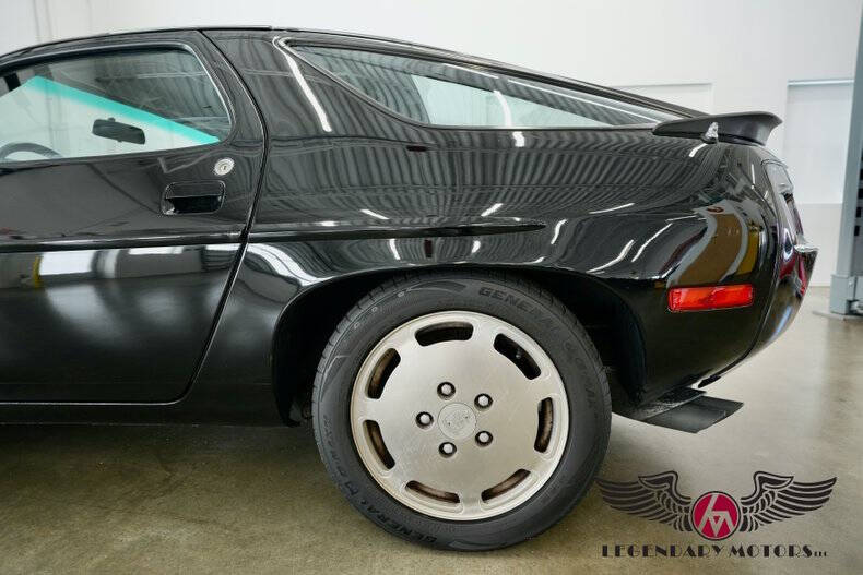 1984 Porsche 928 S