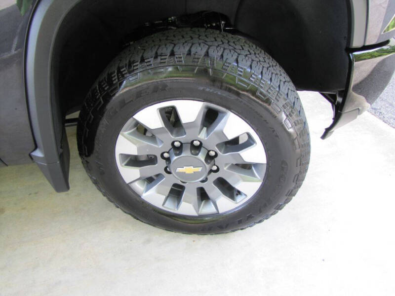 2024 Chevrolet Silverado 2500HD Custom