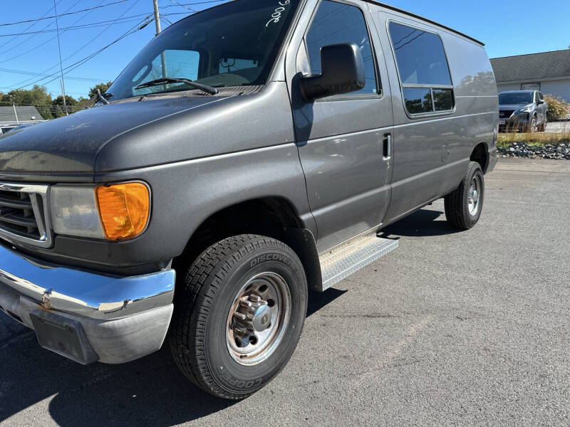 Used 2006 Ford Econoline Van Commercial with VIN 1FTNE24W56HA22751 for sale in Seekonk, MA