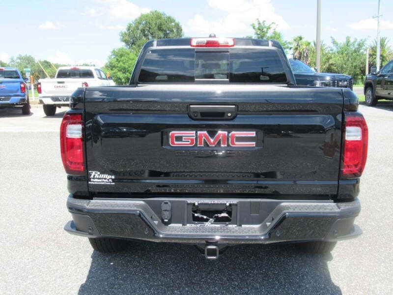 2025 GMC Canyon Elevation