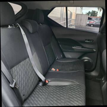 2022 Nissan Kicks SV