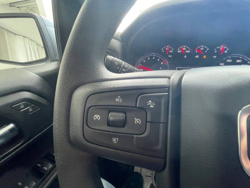 2025 GMC Sierra 1500 Pro