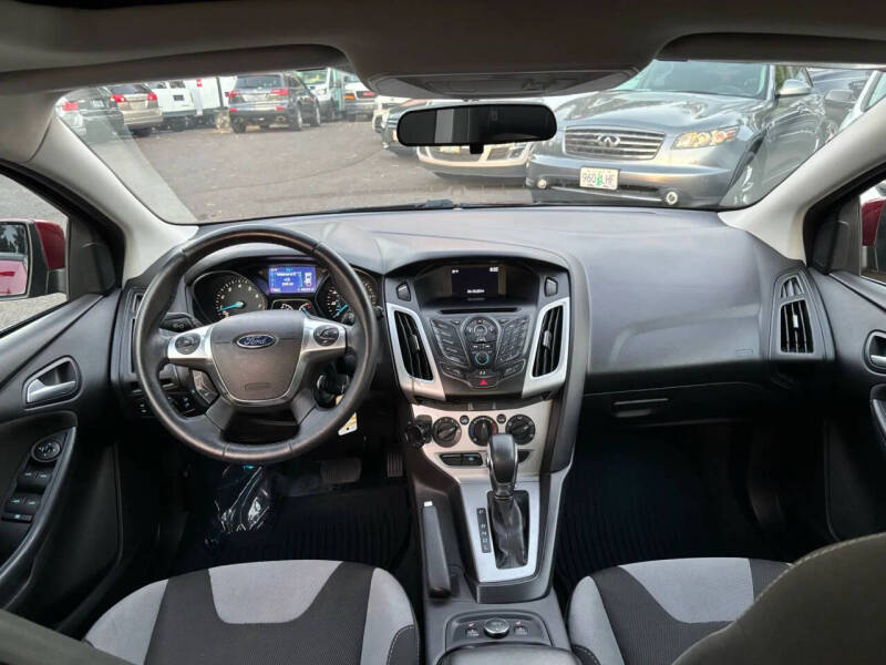 2014 Ford Focus SE