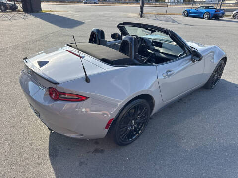2024 Mazda MX-5 Miata Club