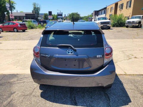 2013 Toyota Prius c