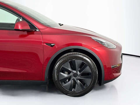 2025 Tesla Model Y Long Range