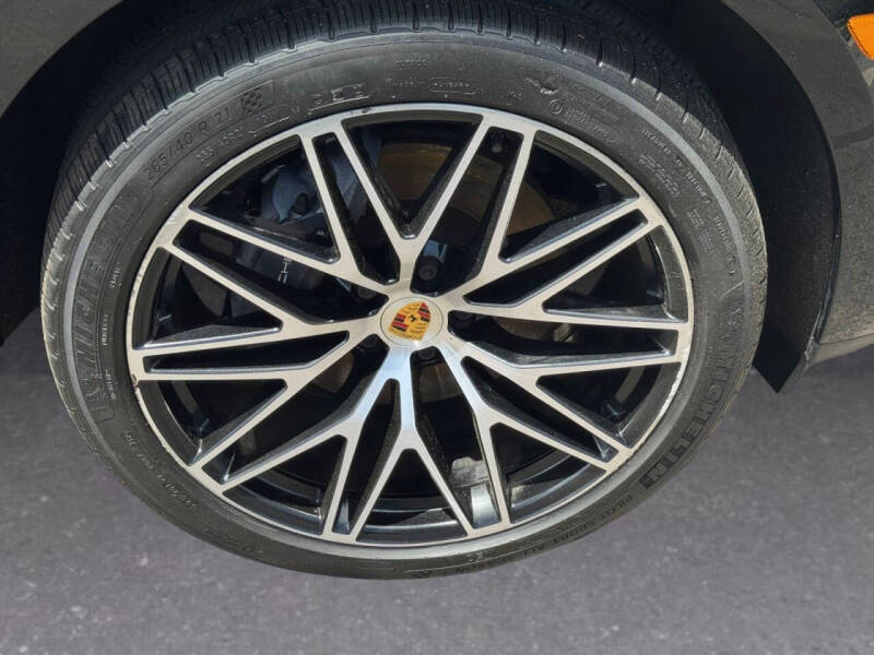 2022 Porsche Macan