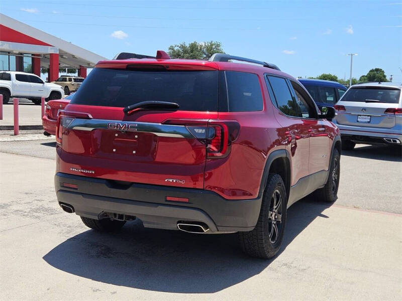 2021 GMC Acadia AT4