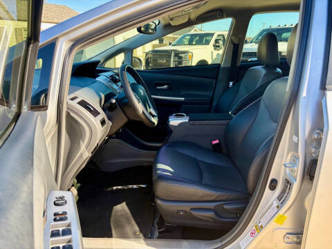 2012 Toyota Prius v Five