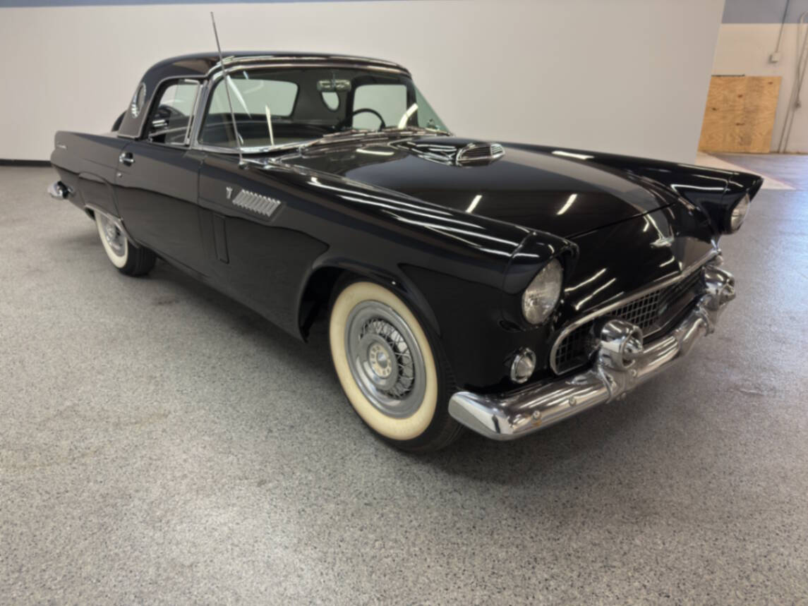 1956 Ford Thunderbird 9