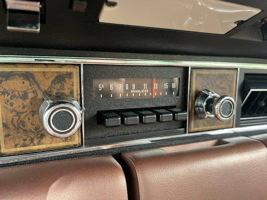 1976 Lincoln Continental 88
