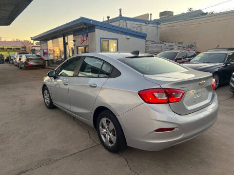 2018 Chevrolet Cruze LS Auto