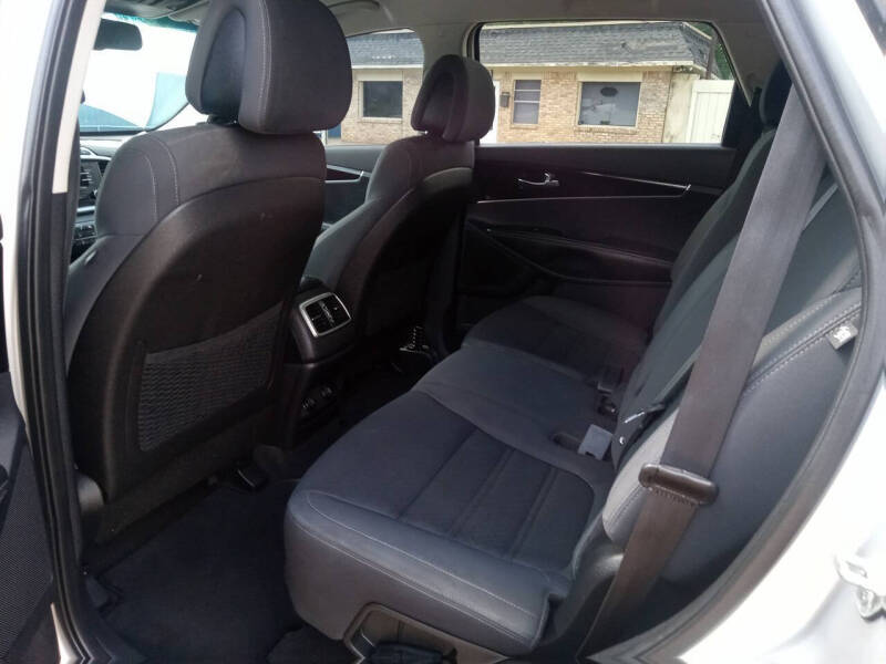 2016 Kia Sorento LX