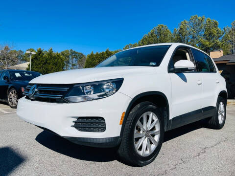 2014 Volkswagen Tiguan for sale at Classic Luxury Motors in Buford GA
