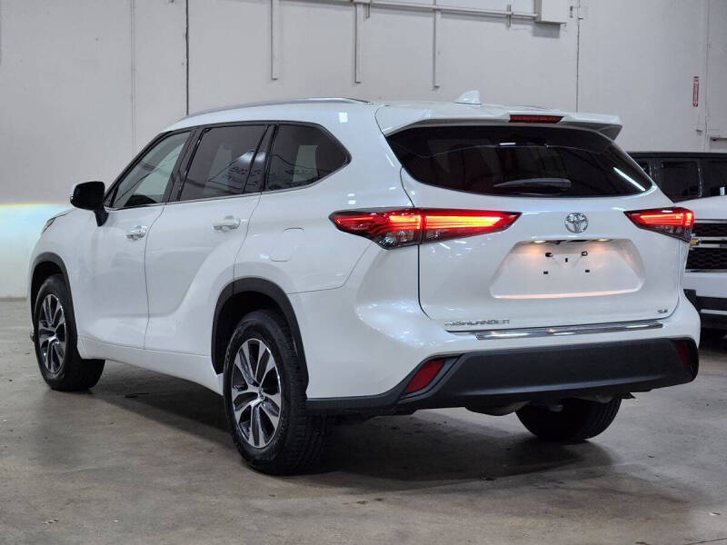 2021 Toyota Highlander XLE