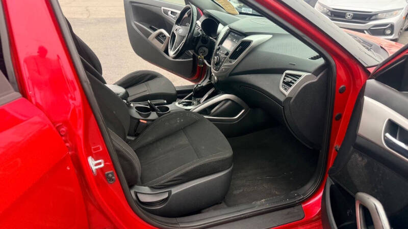 2017 Hyundai Veloster