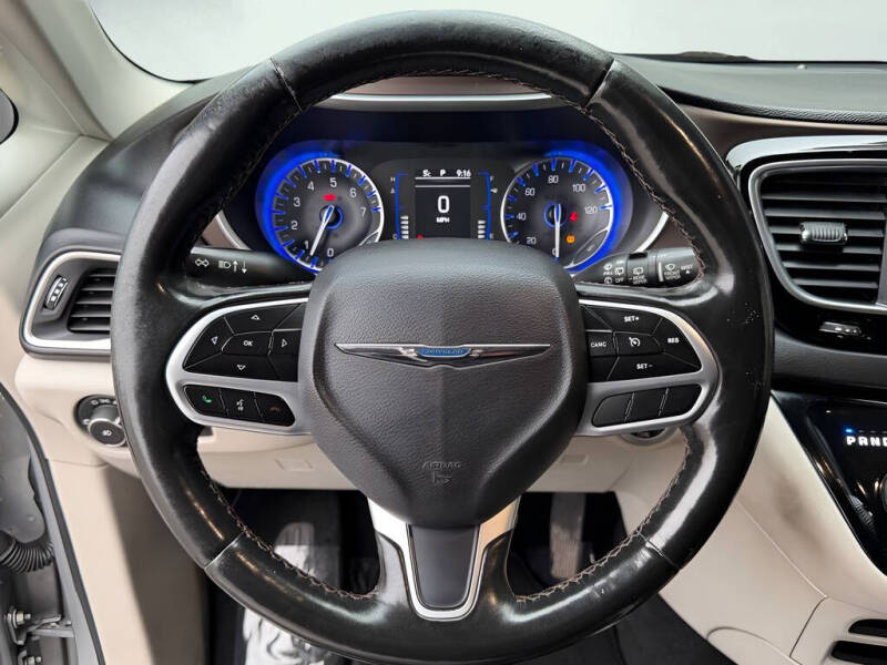 2019 Chrysler Pacifica Touring L