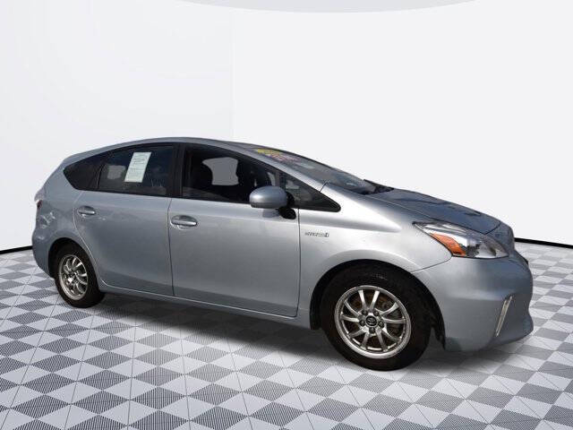2012 Toyota Prius v Three