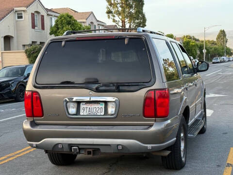 2001 Lincoln Navigator