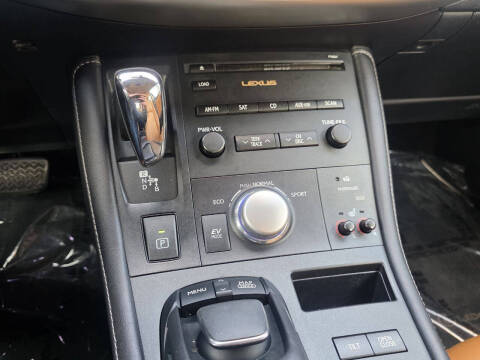 2011 Lexus CT 200h Premium