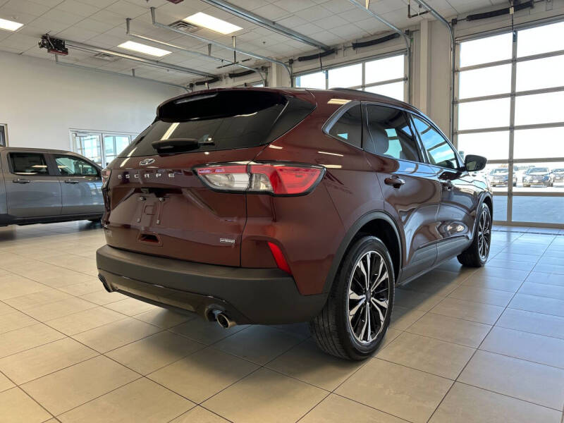 2021 Ford Escape Hybrid SE