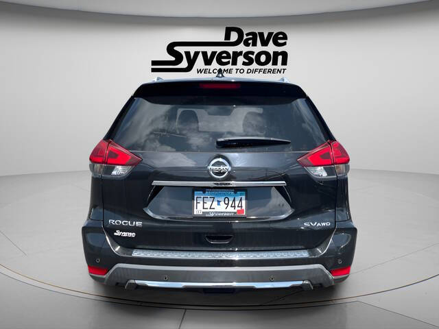 2020 Nissan Rogue SV