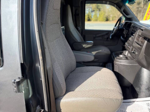 2018 Chevrolet Express 2500