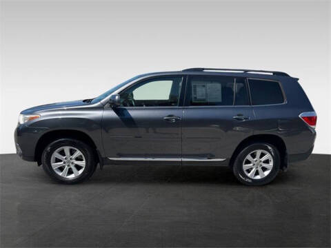 2013 Toyota Highlander SE
