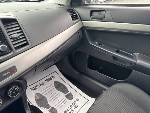 2014 Mitsubishi Lancer ES