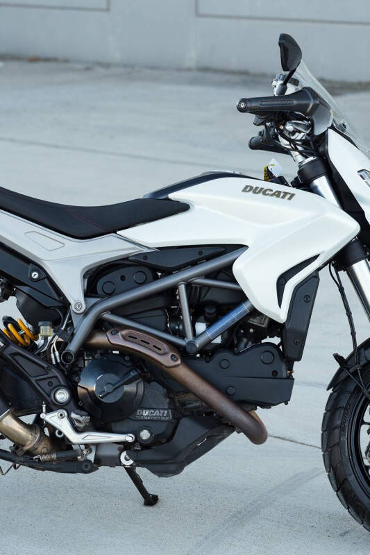 2013 Ducati Hypermotard 821