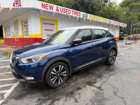 2019 Nissan Kicks SR