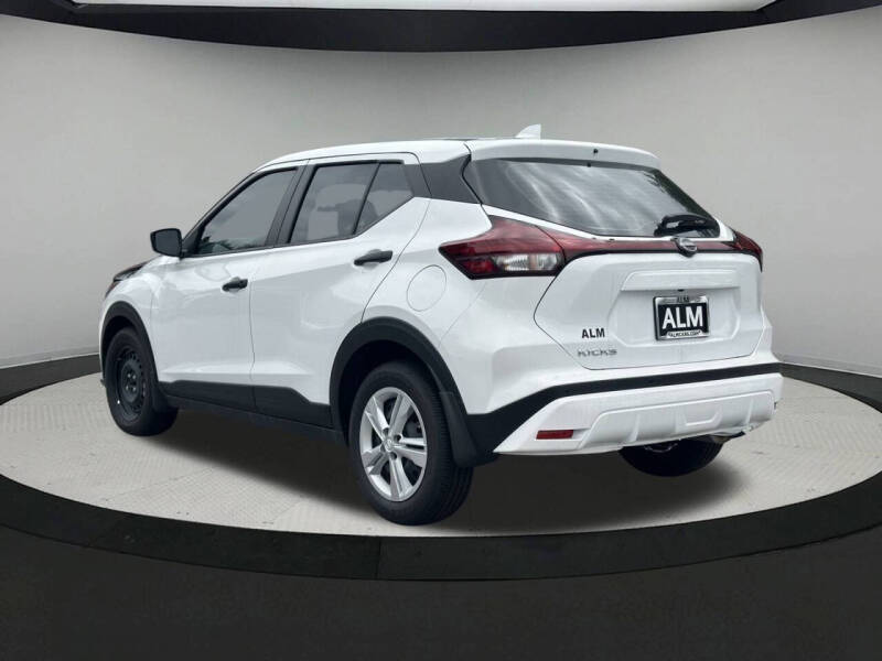2025 Nissan Kicks Play S