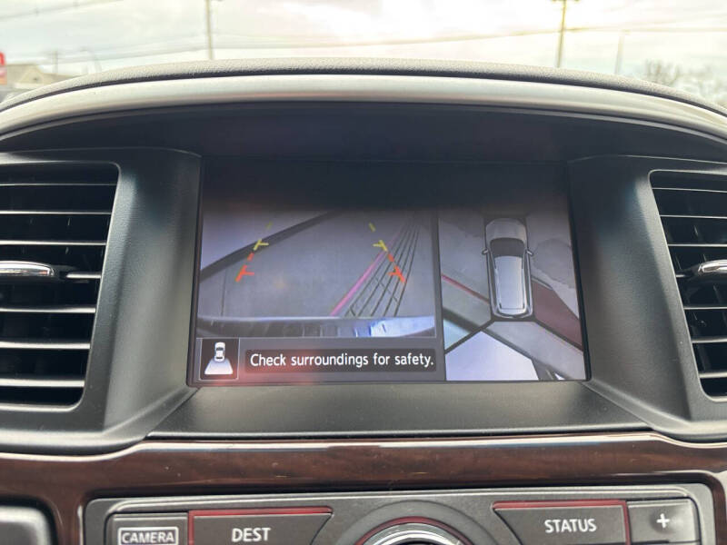 2016 Nissan Pathfinder Platinum