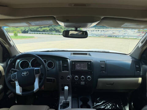 2015 Toyota Sequoia Limited
