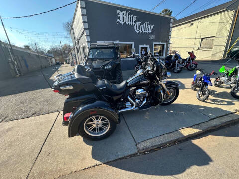 2014 Harley-Davidson Tri Glide Ultra  FLHTCUTG for sale at Blue Collar Cycle Company - Salisbury in Salisbury NC