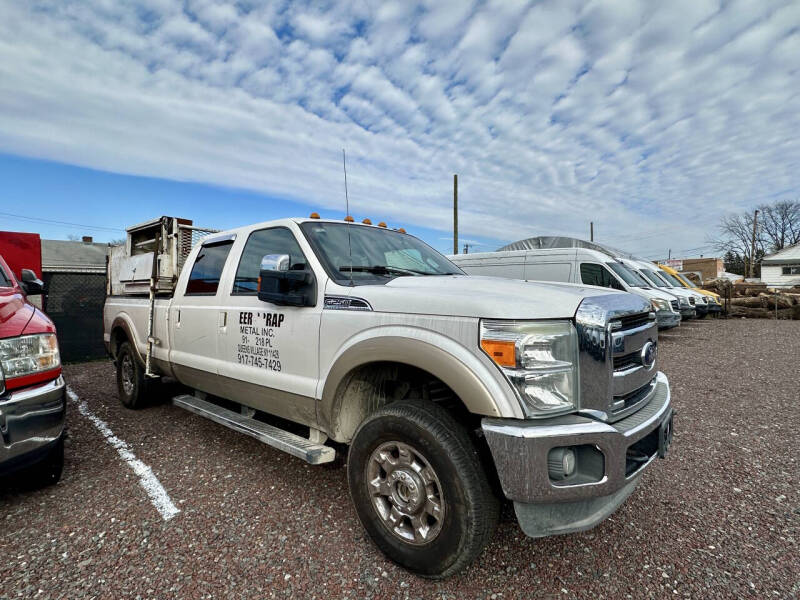 2012 Ford F-250 Super Duty Lariat's photo