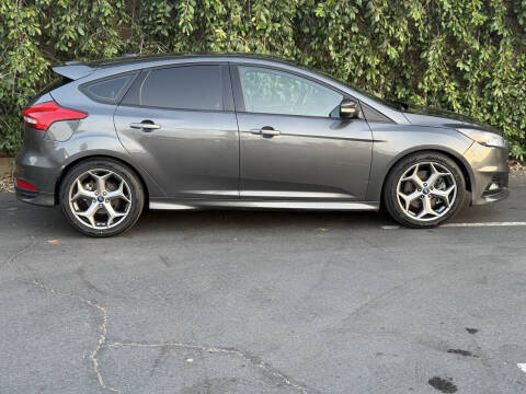 2016 Ford Focus ST