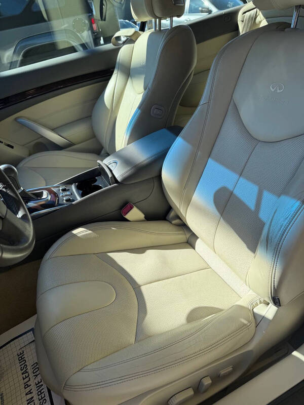 2014 Infiniti Q60 Convertible