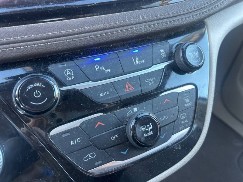 2021 Chrysler Pacifica Touring